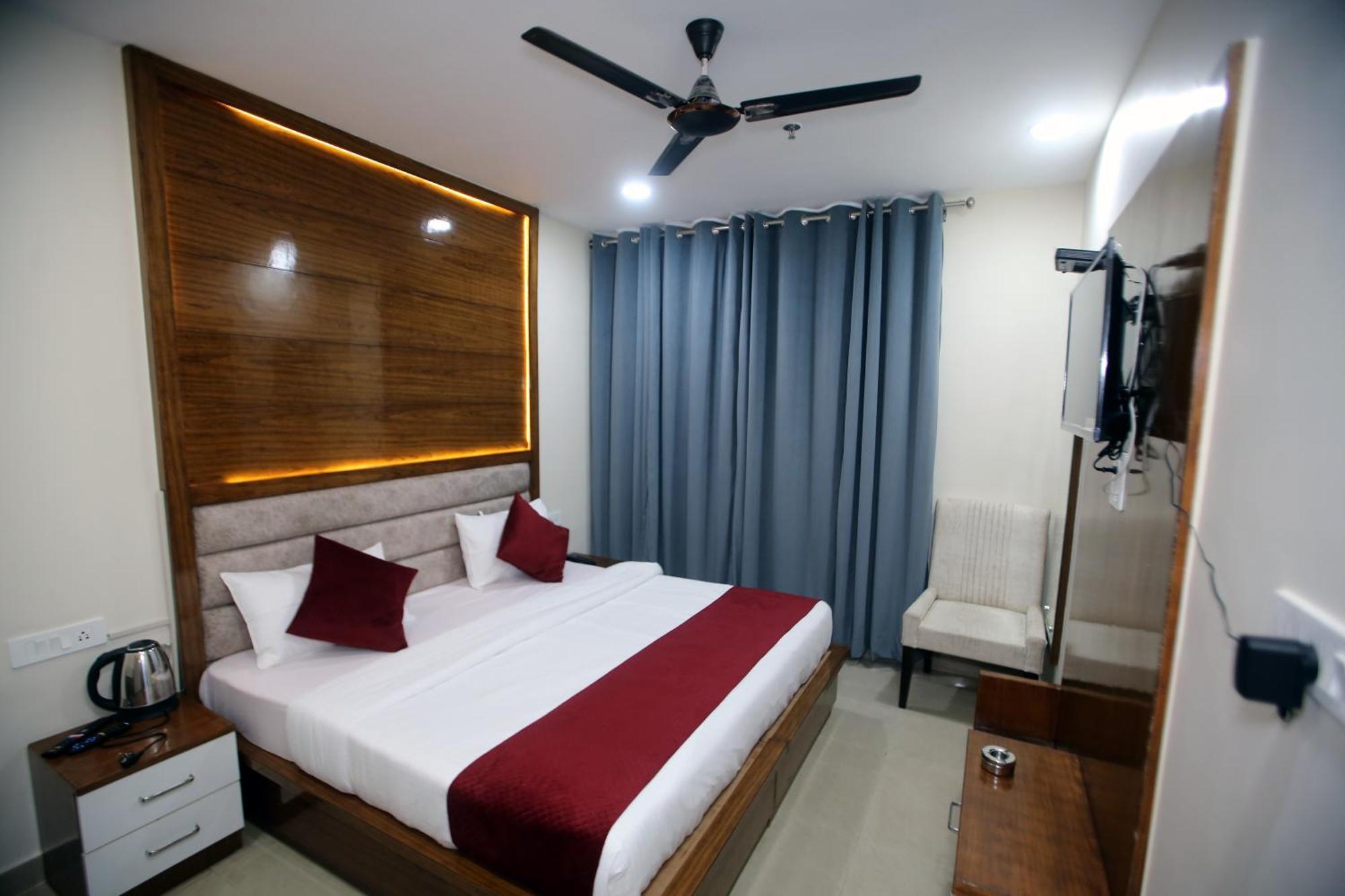Affluence Hotel Kharar Luaran gambar
