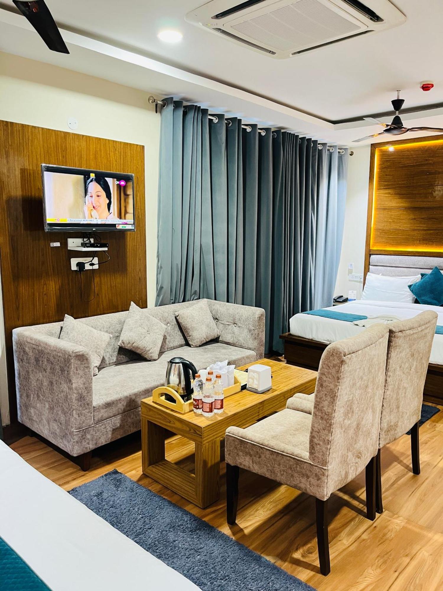 Affluence Hotel Kharar Luaran gambar